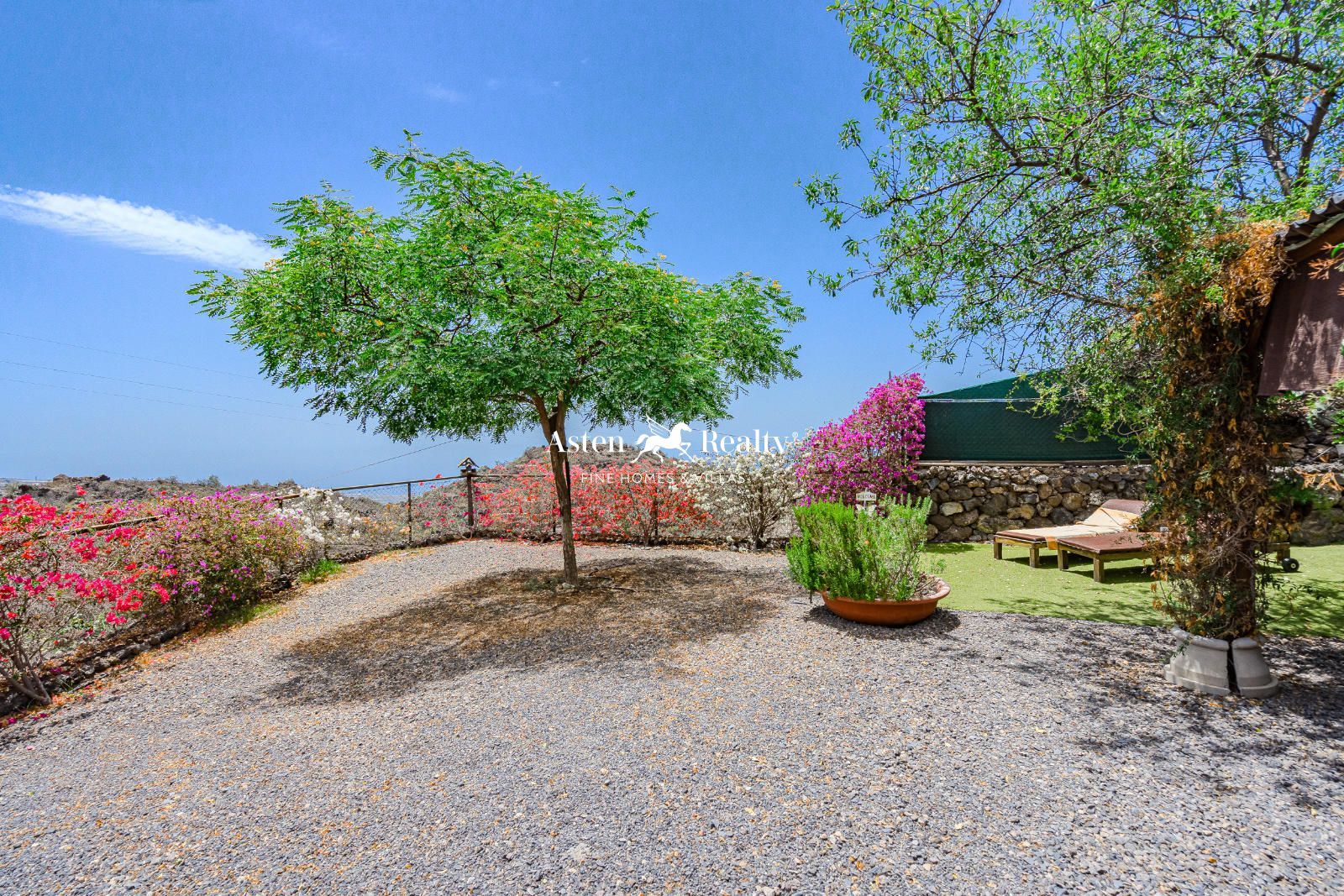 Property Image 631562-guia-de-isora-villa-5-2