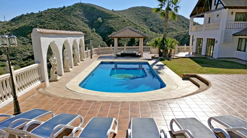 Villa for sale in Mijas 2