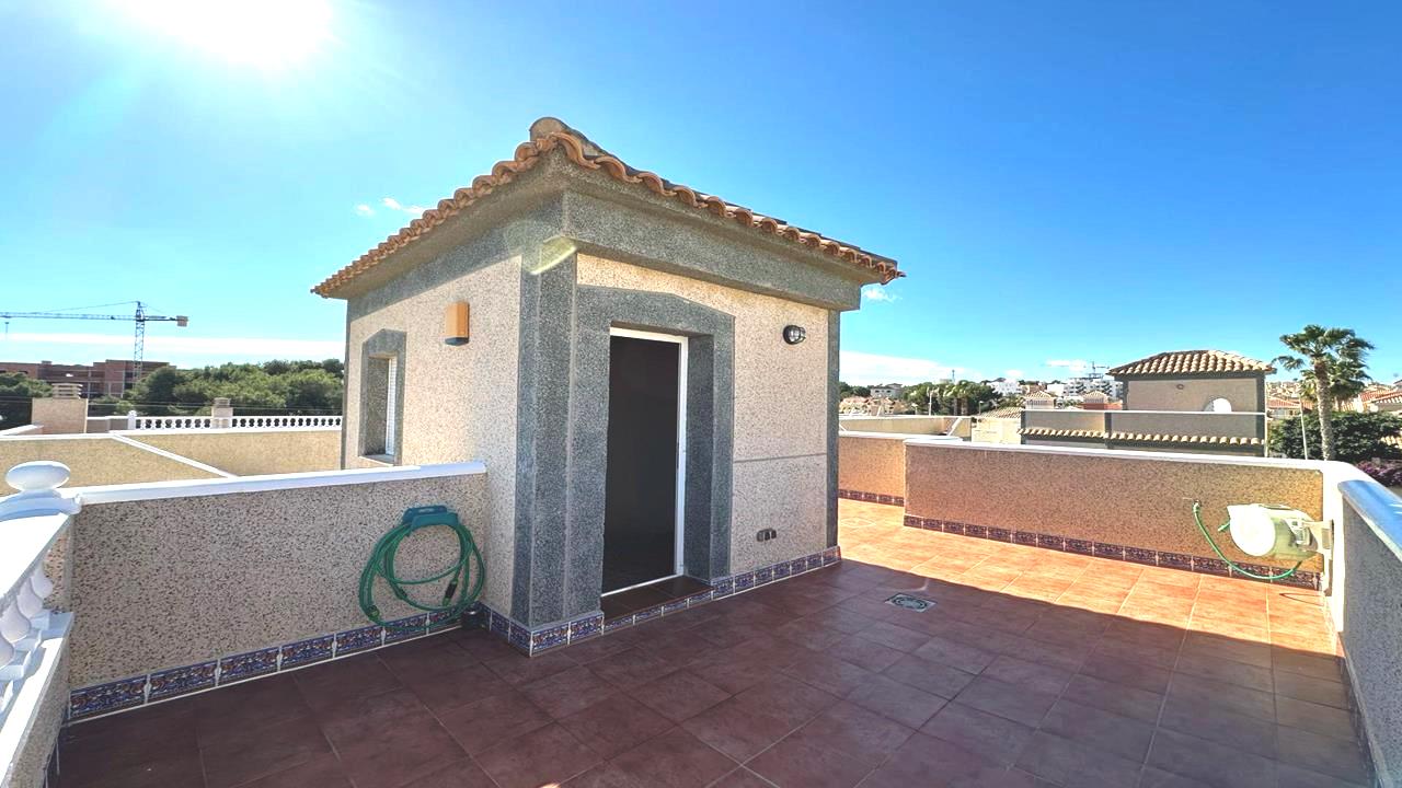 Villa for sale in The white villages of Sierra de Cádiz 42