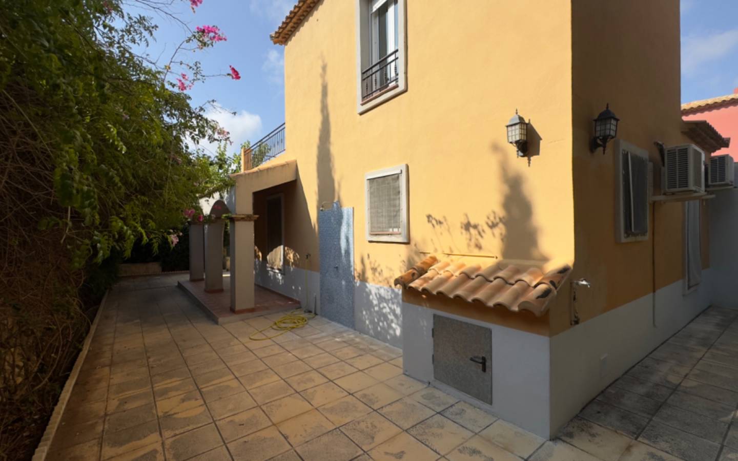 Villa for sale in Alicante 36