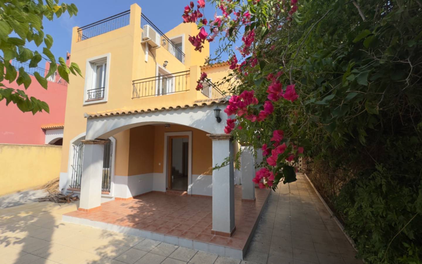 Villa for sale in Alicante 9