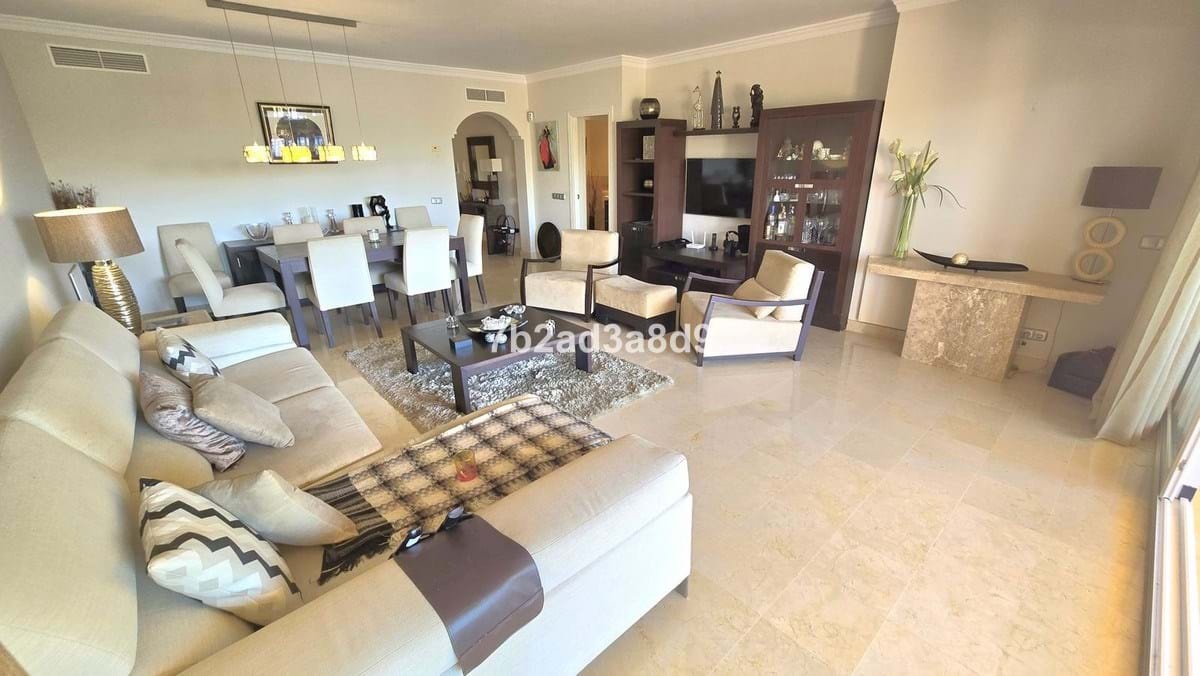 Appartement te koop in Estepona 8