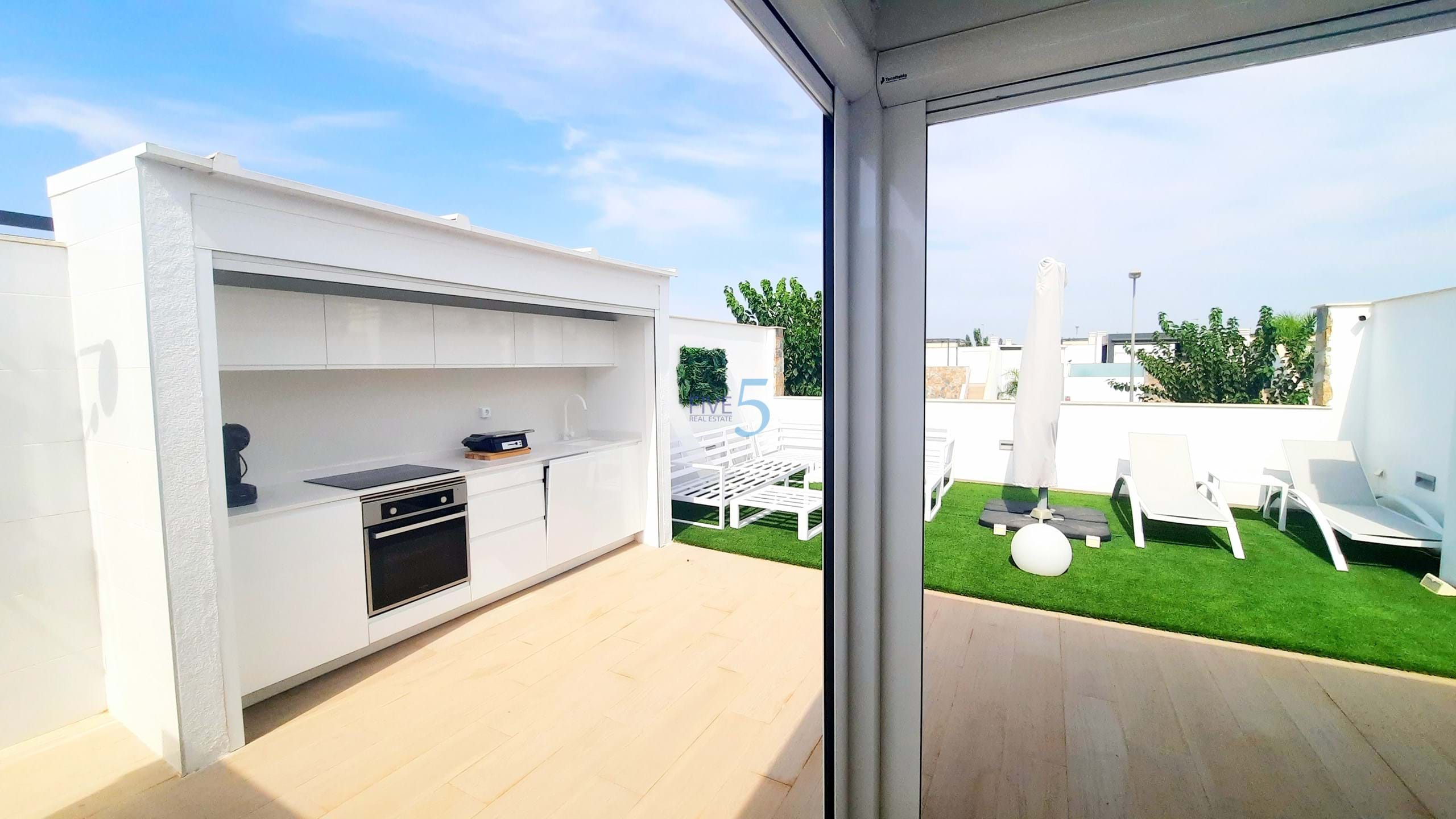 Villa à vendre à Alicante 18