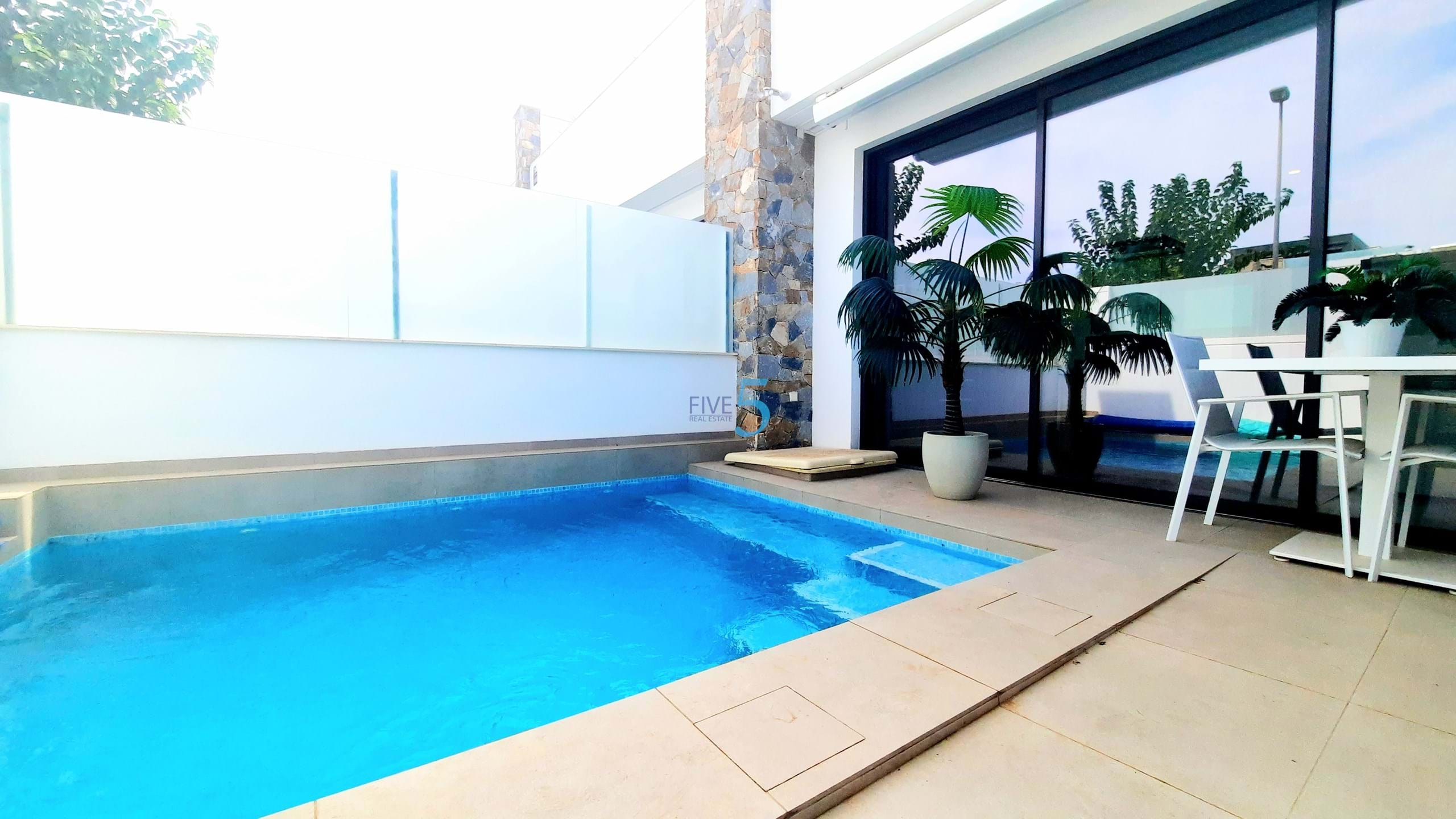 Villa for sale in Alicante 4