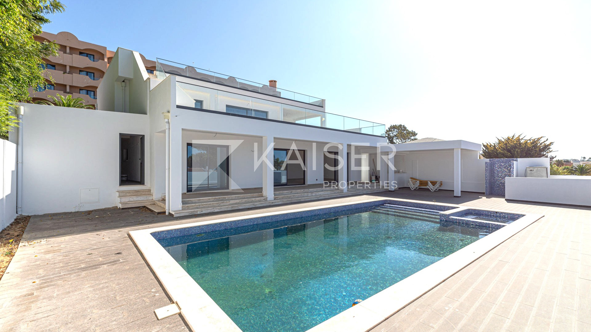 Villa for sale in Albufeira 8