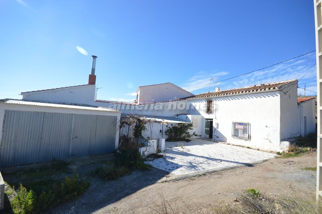 Countryhome for sale in Almería and surroundings 1