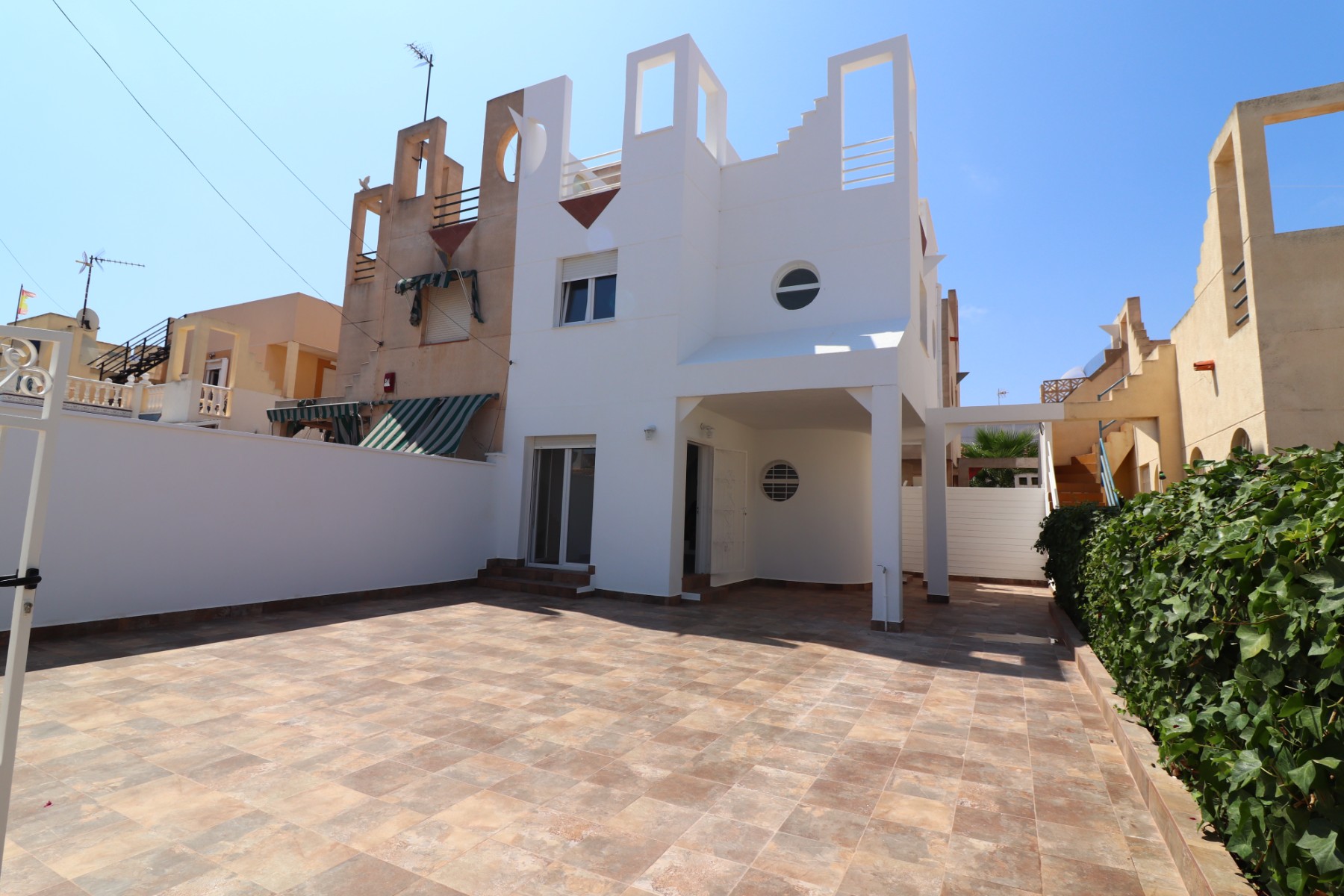 Adosada en venta en Torrevieja and surroundings 1