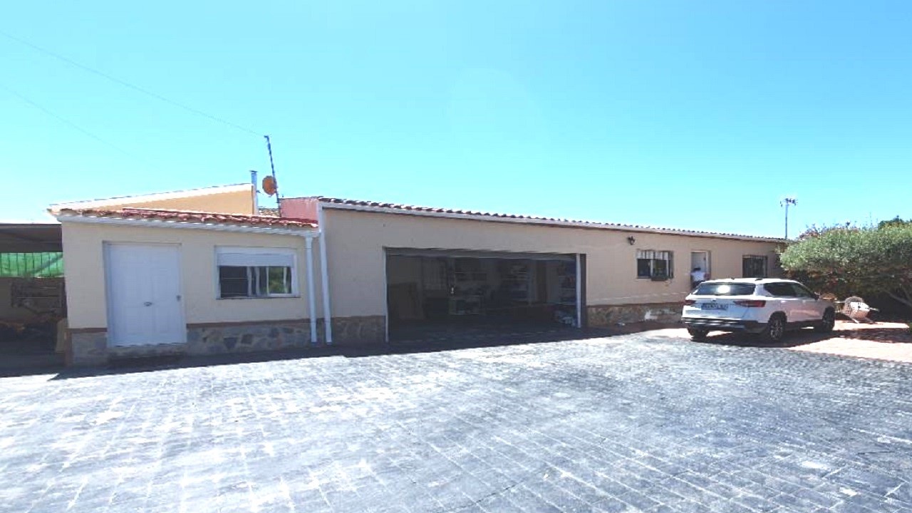 Villa te koop in Alicante 43