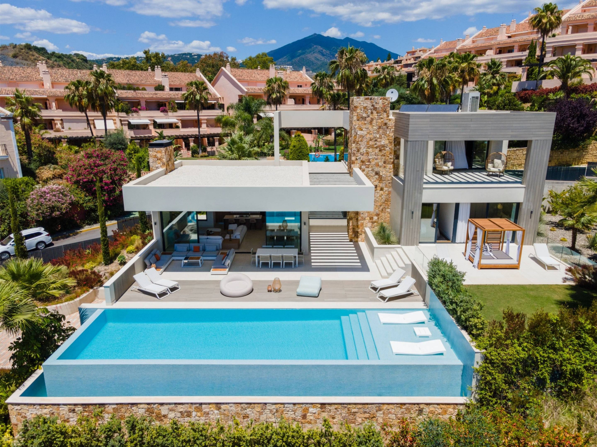 Villa te koop in Marbella - Nueva Andalucía 9