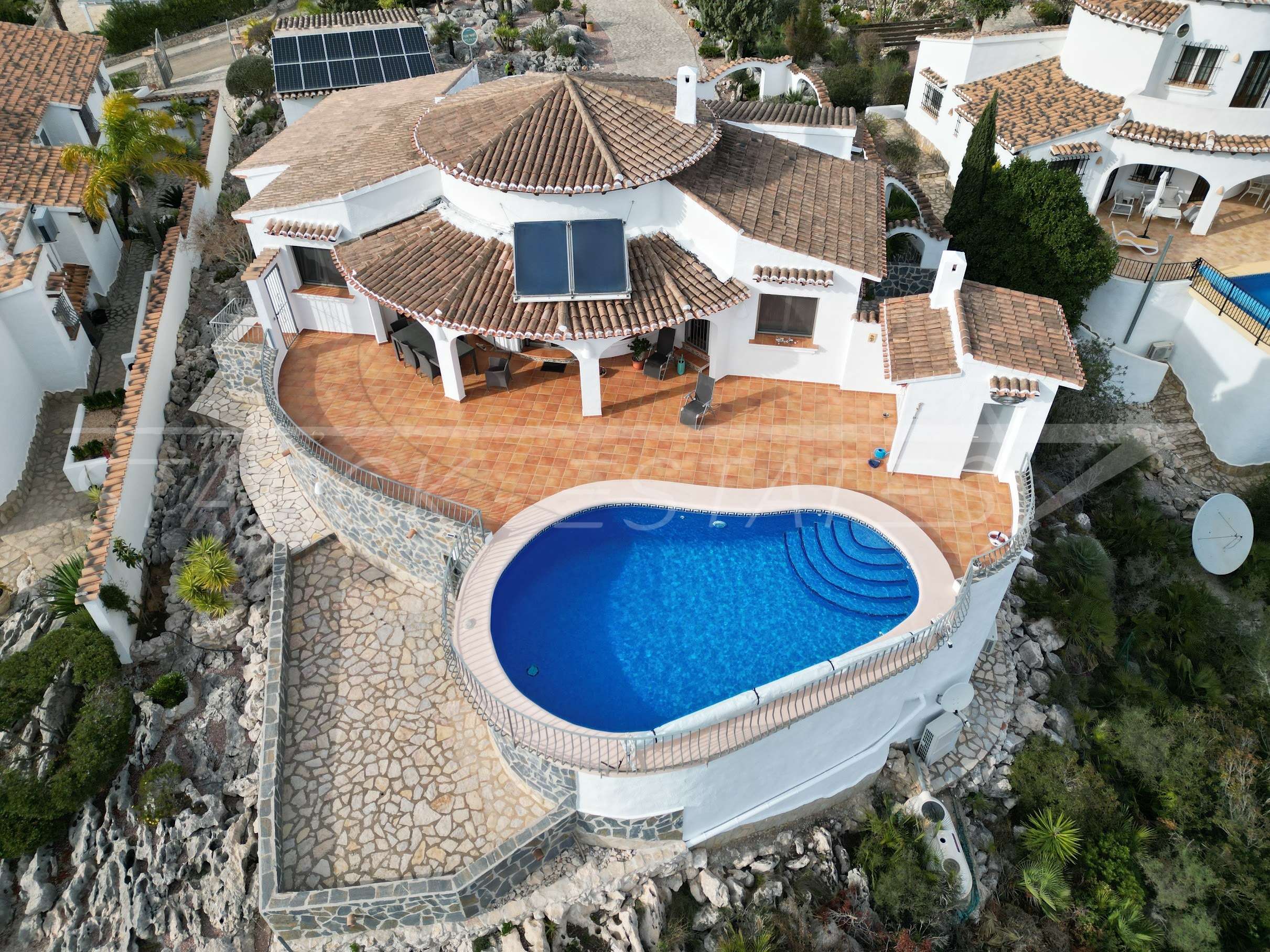 Villa te koop in Alicante 6