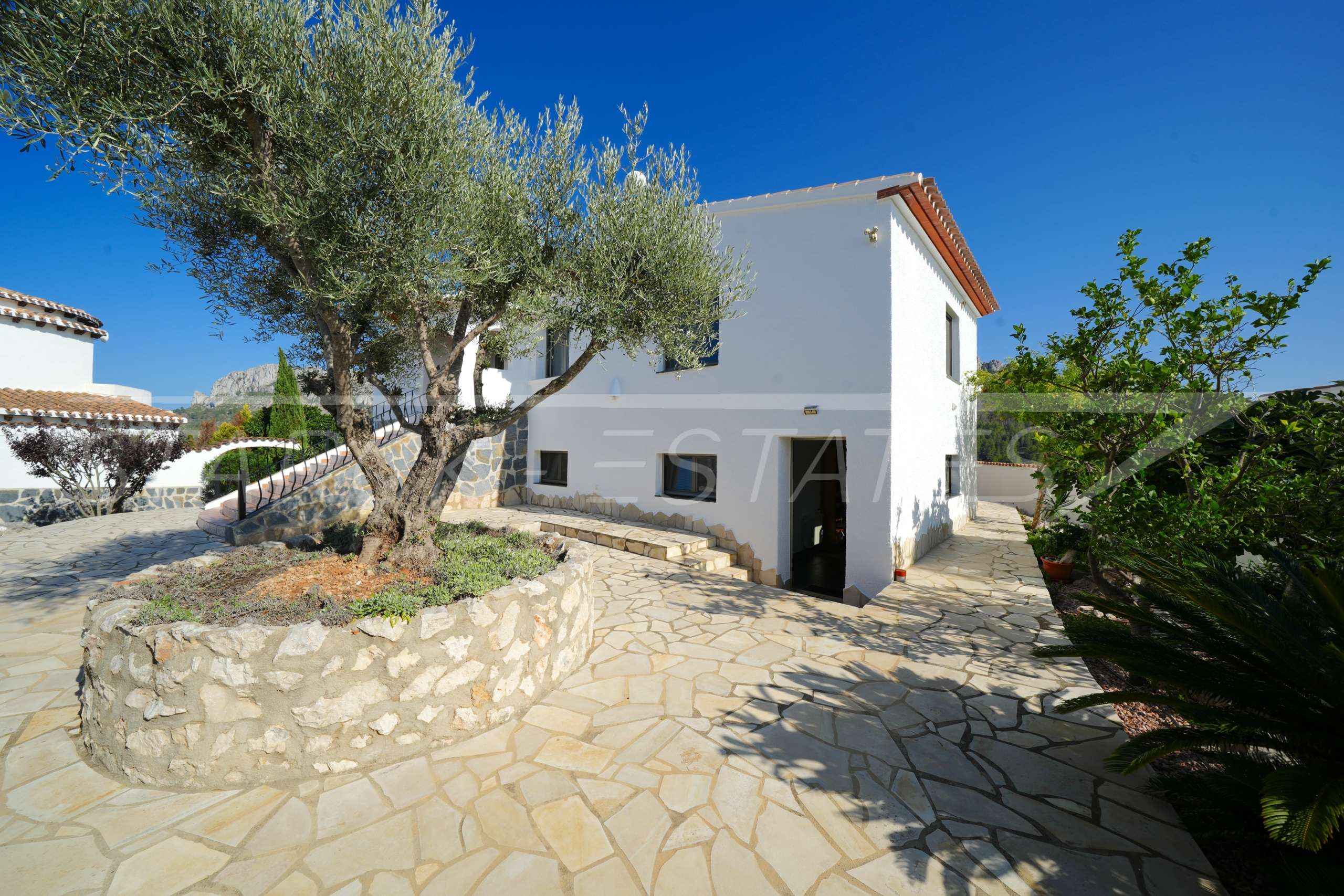 Villa te koop in Alicante 16