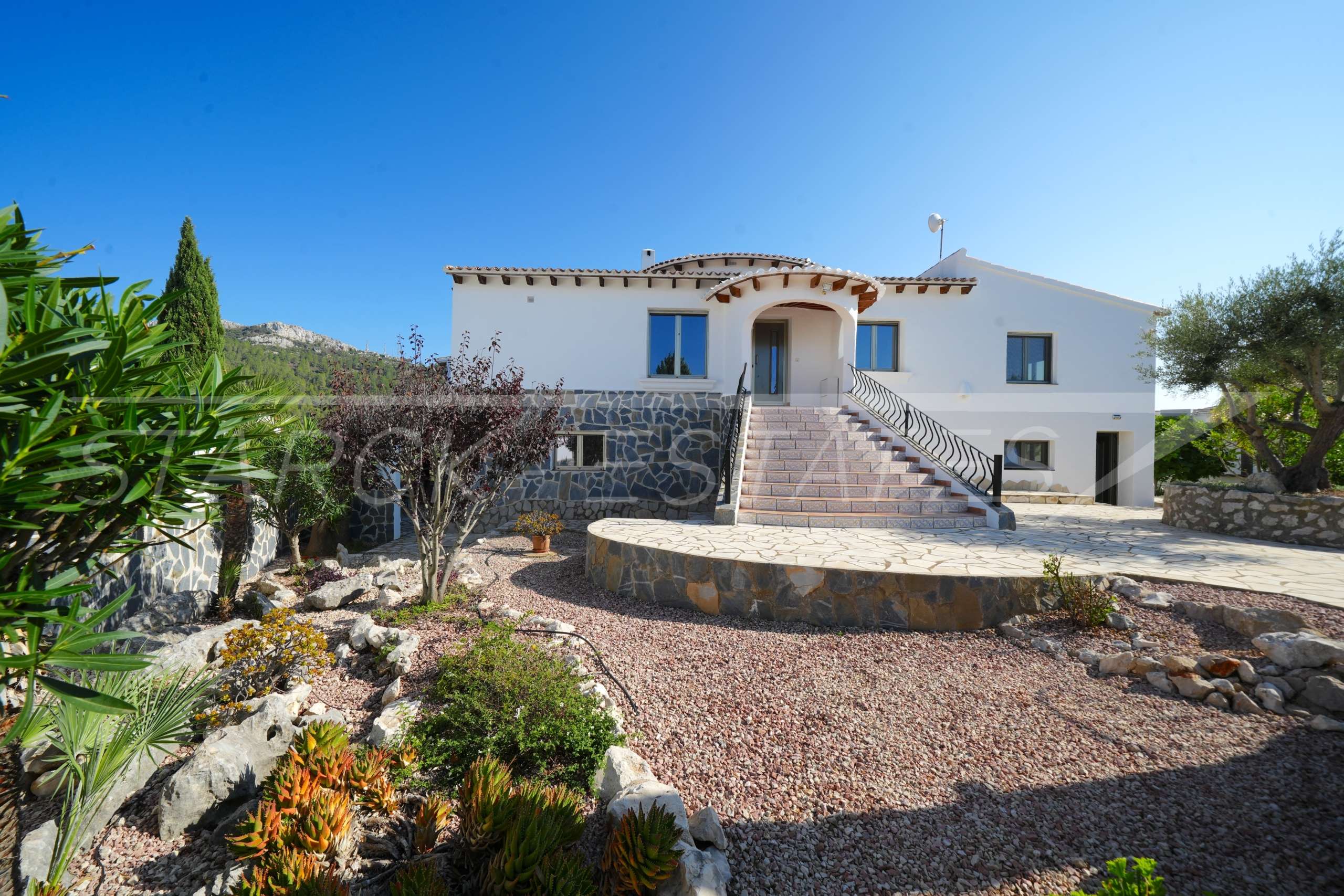 Villa te koop in Alicante 18