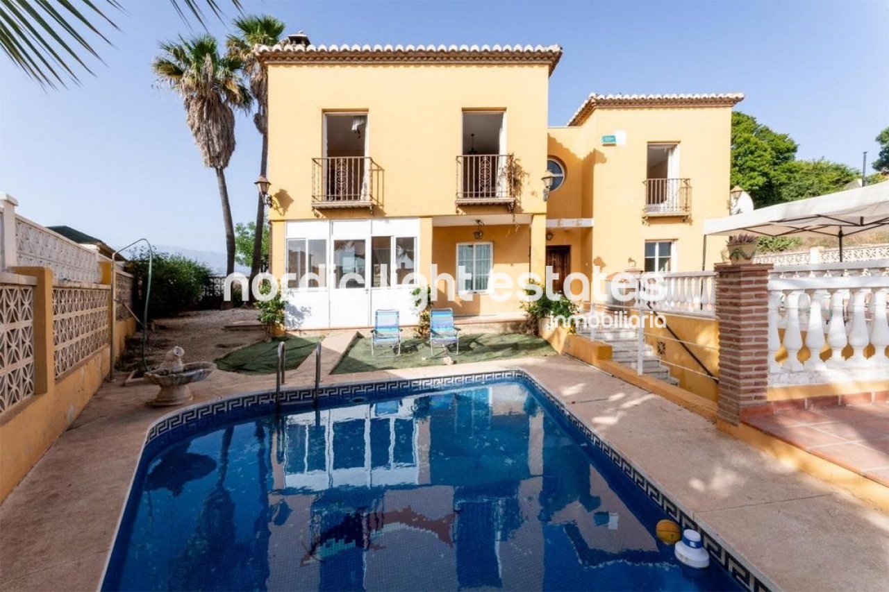 Property Image 632677-torre-del-mar-villa-3-3