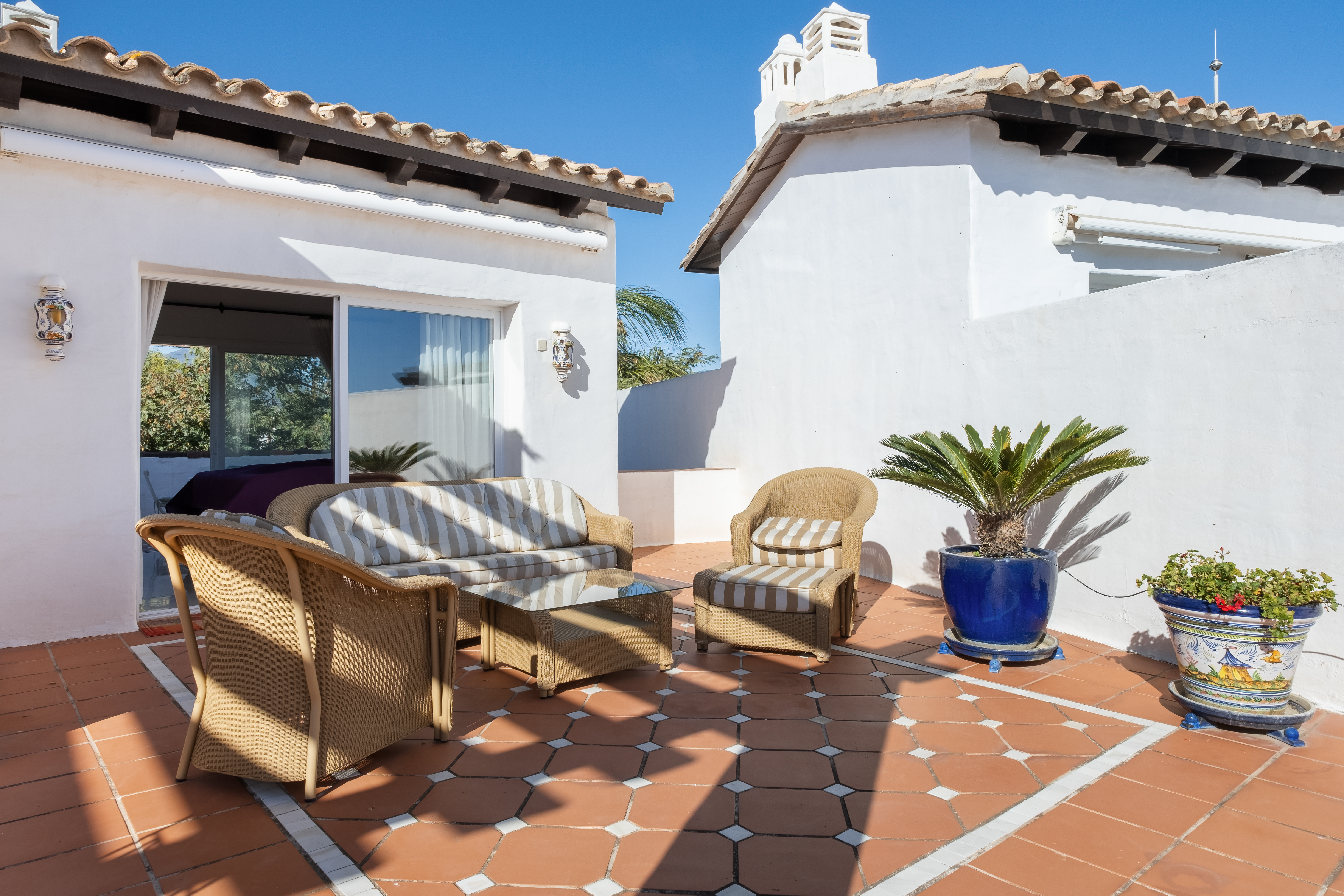 Apartamento en venta en Marbella - Nueva Andalucía 6