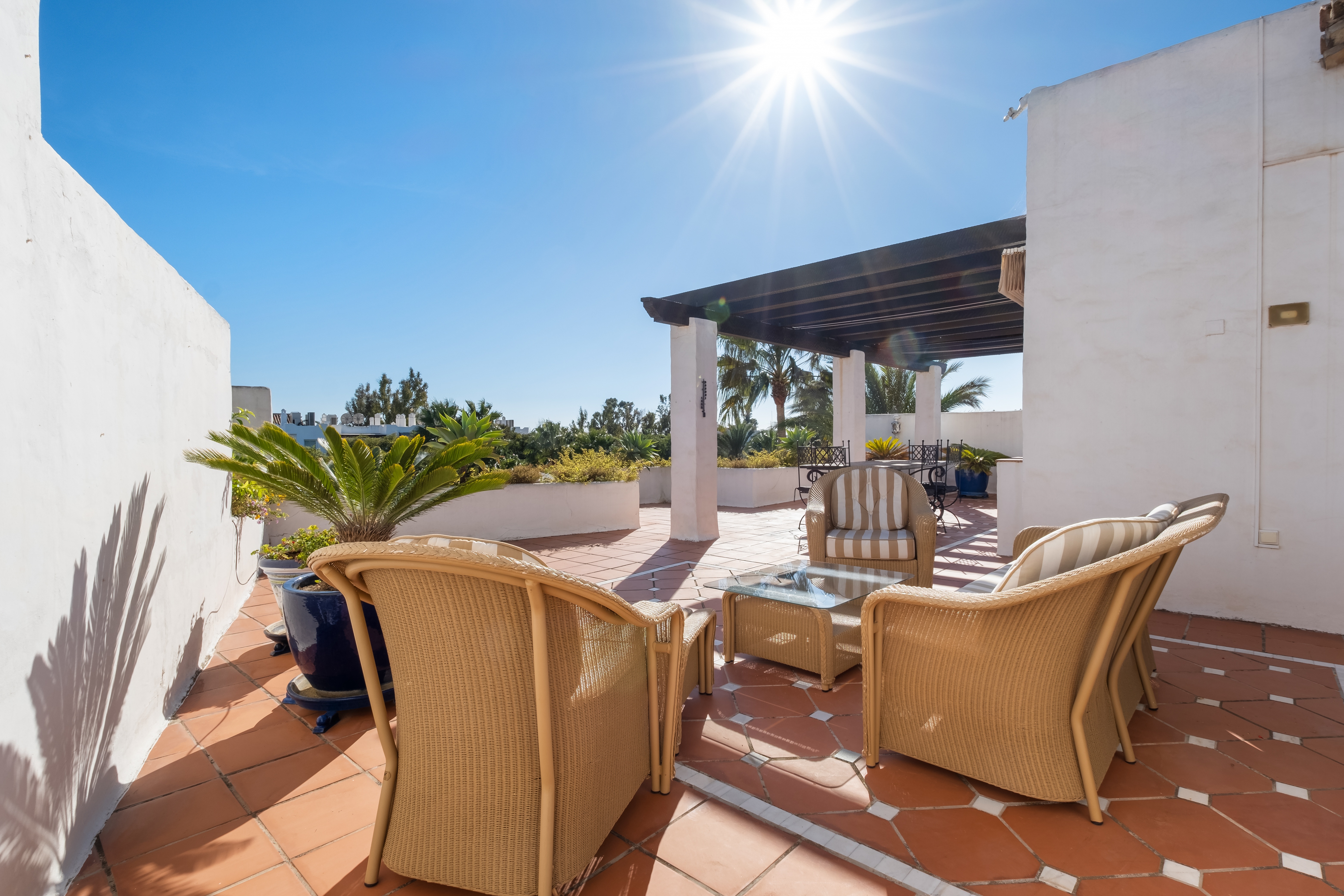 Apartamento en venta en Marbella - Nueva Andalucía 4