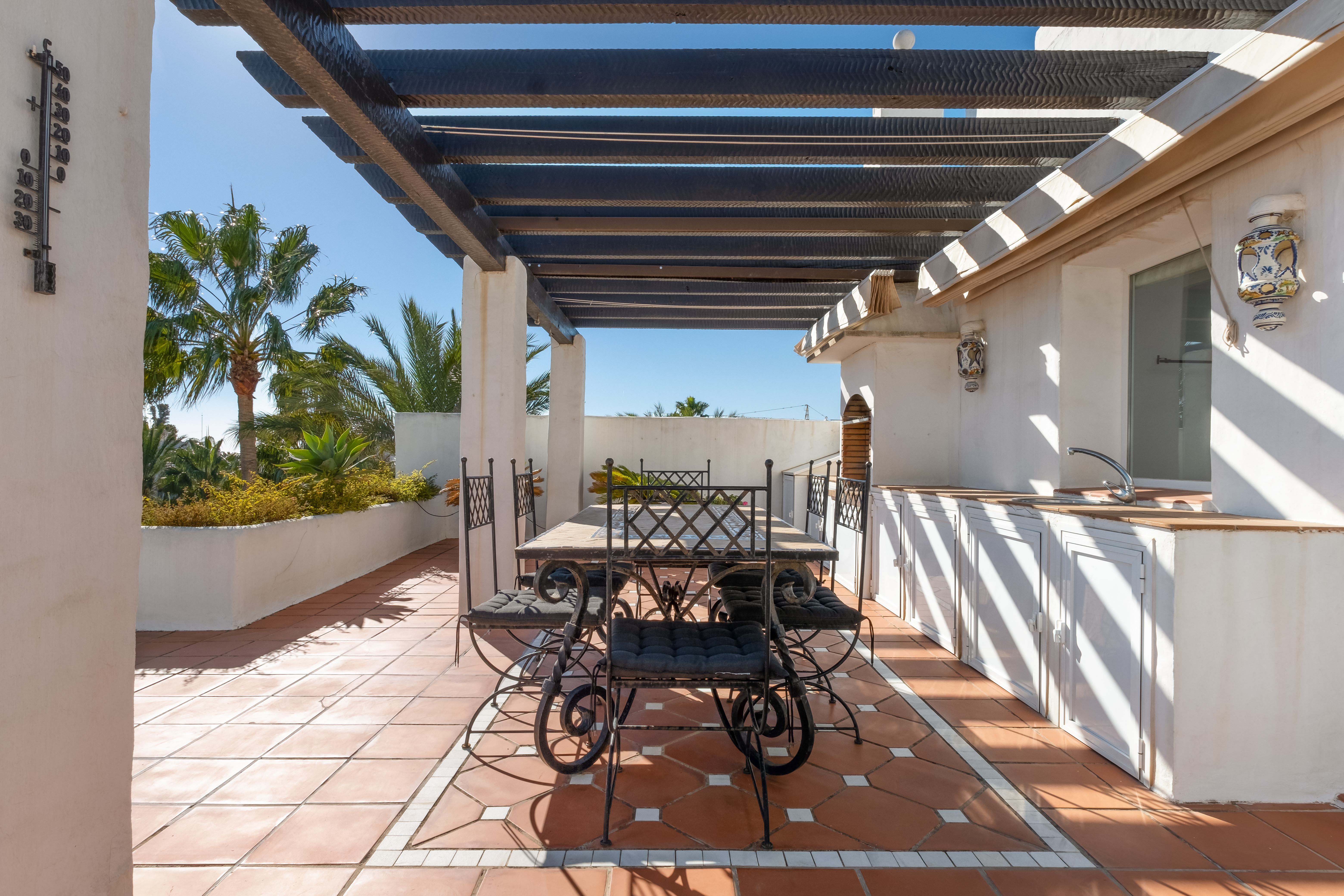 Apartamento en venta en Marbella - Nueva Andalucía 8