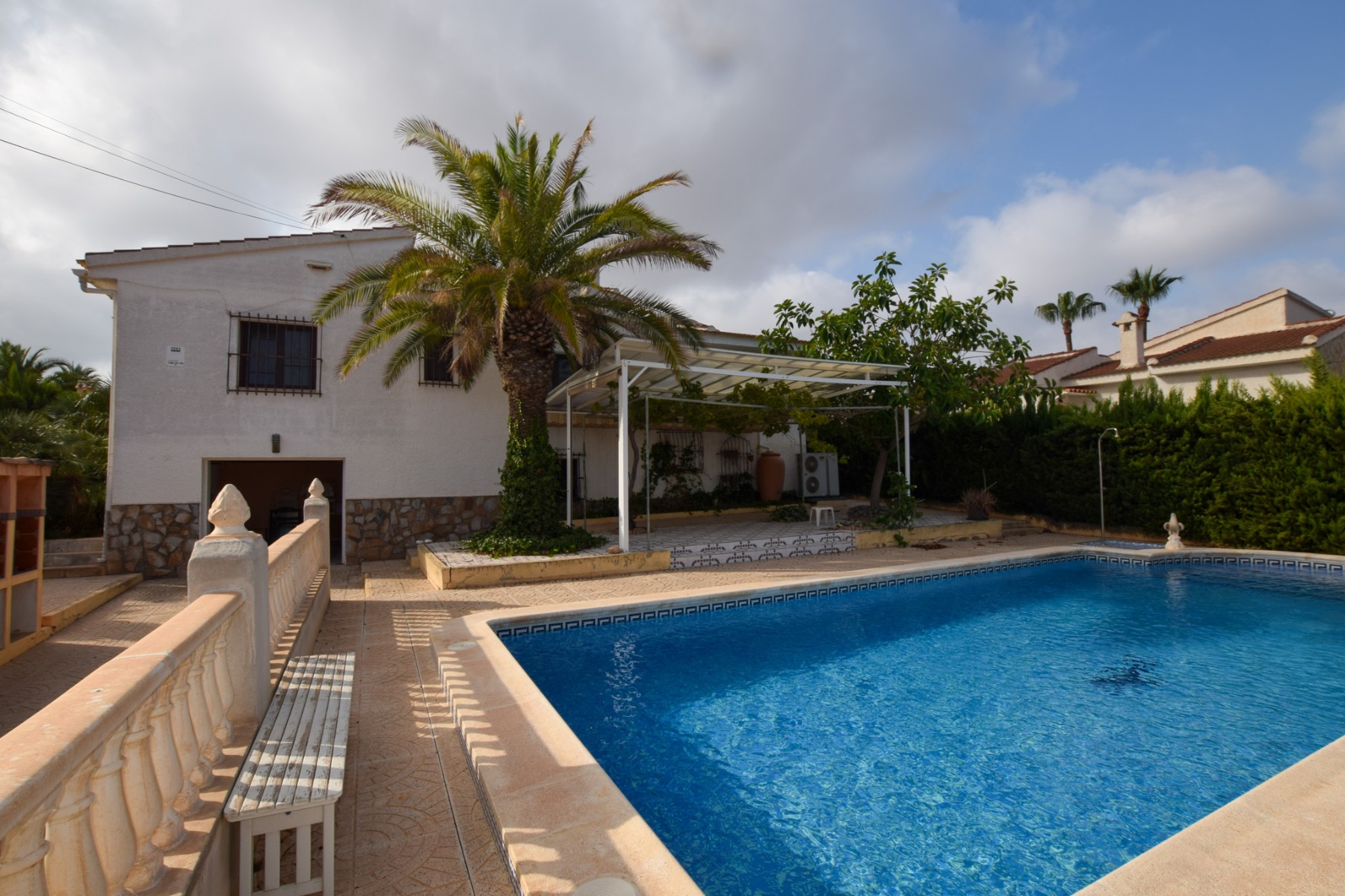 Villa for sale in Alicante 2