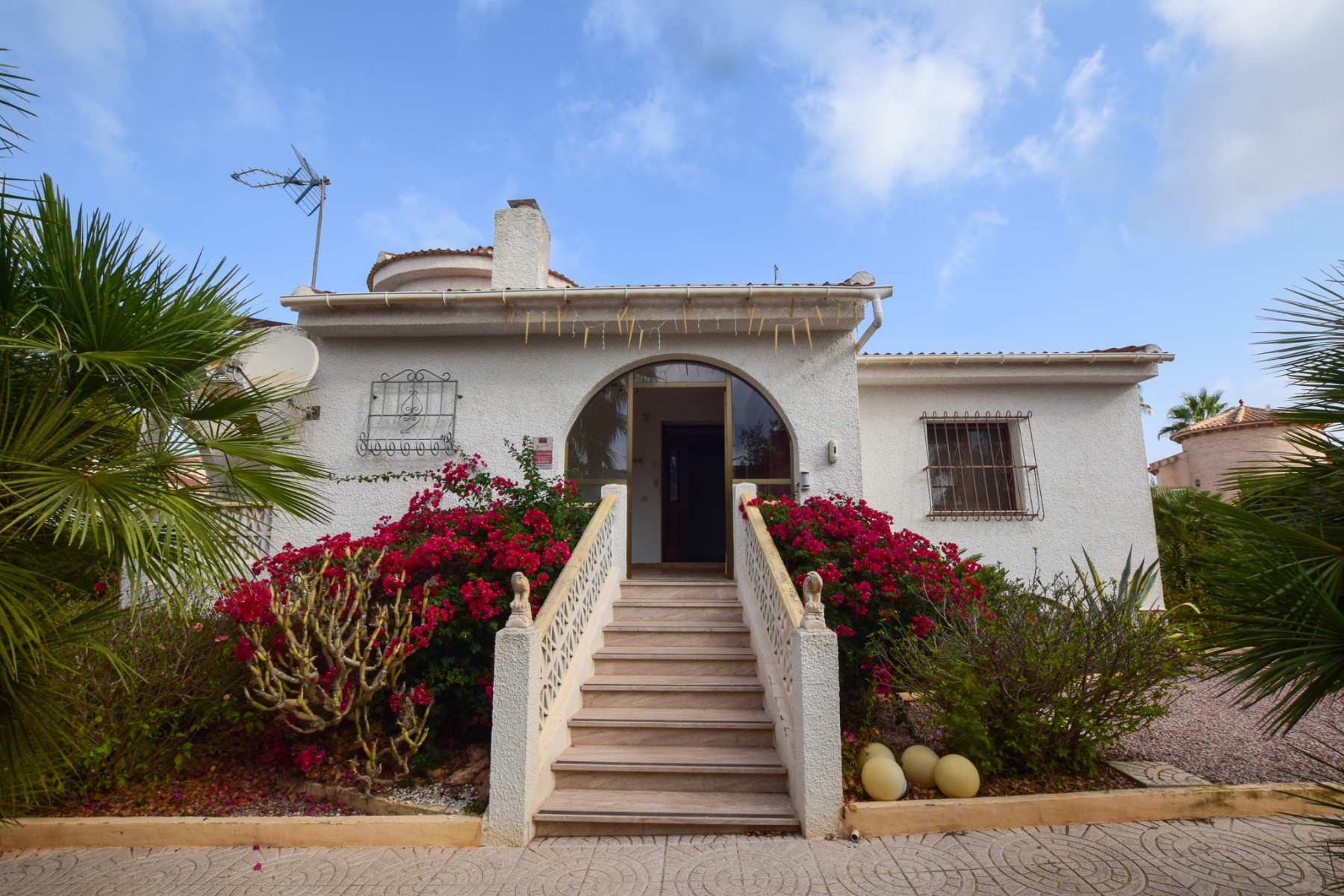 Villa for sale in Alicante 3