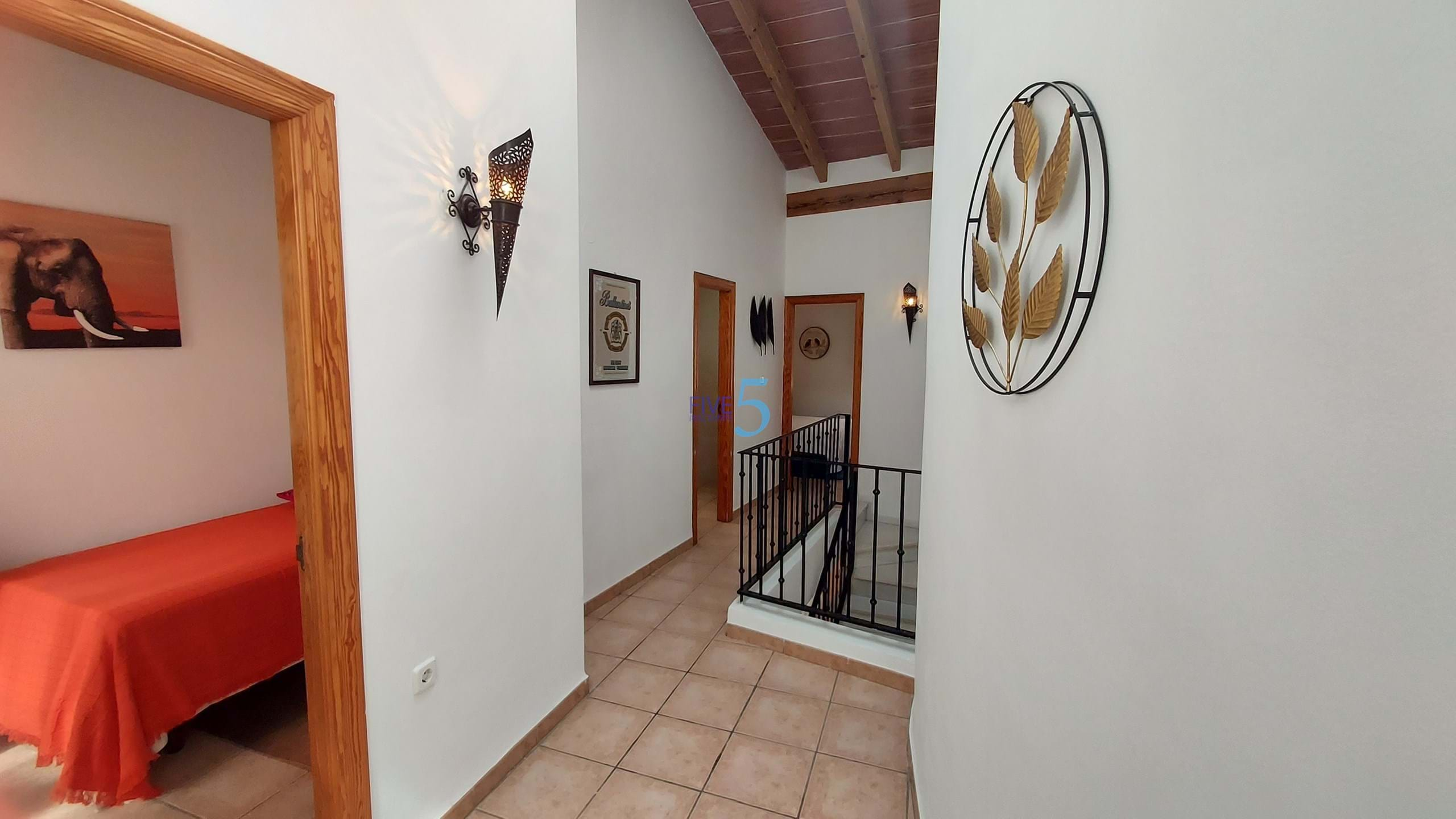 Townhouse for sale in Valencia City 25