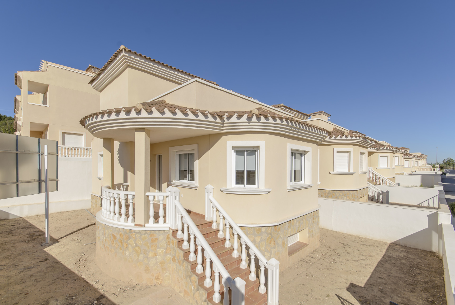 Villa à vendre à Alicante 1