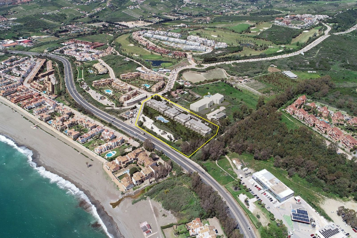 Wohnung zum Verkauf in Casares 2