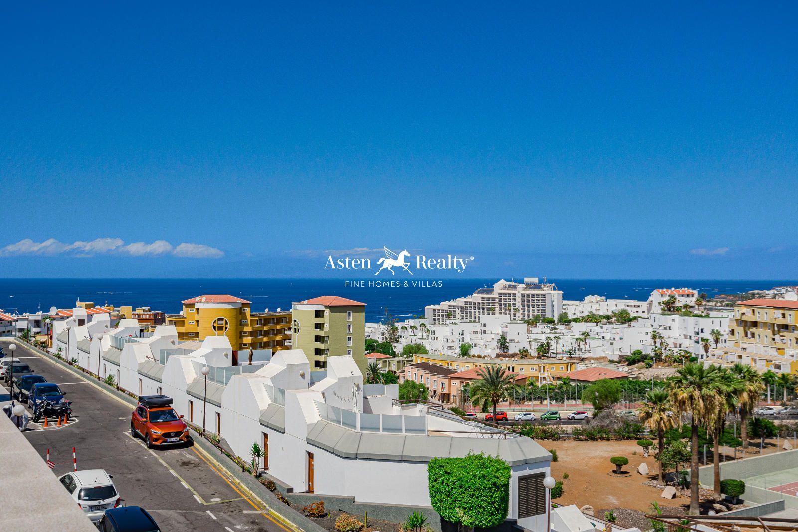 Townhouse te koop in Tenerife 2