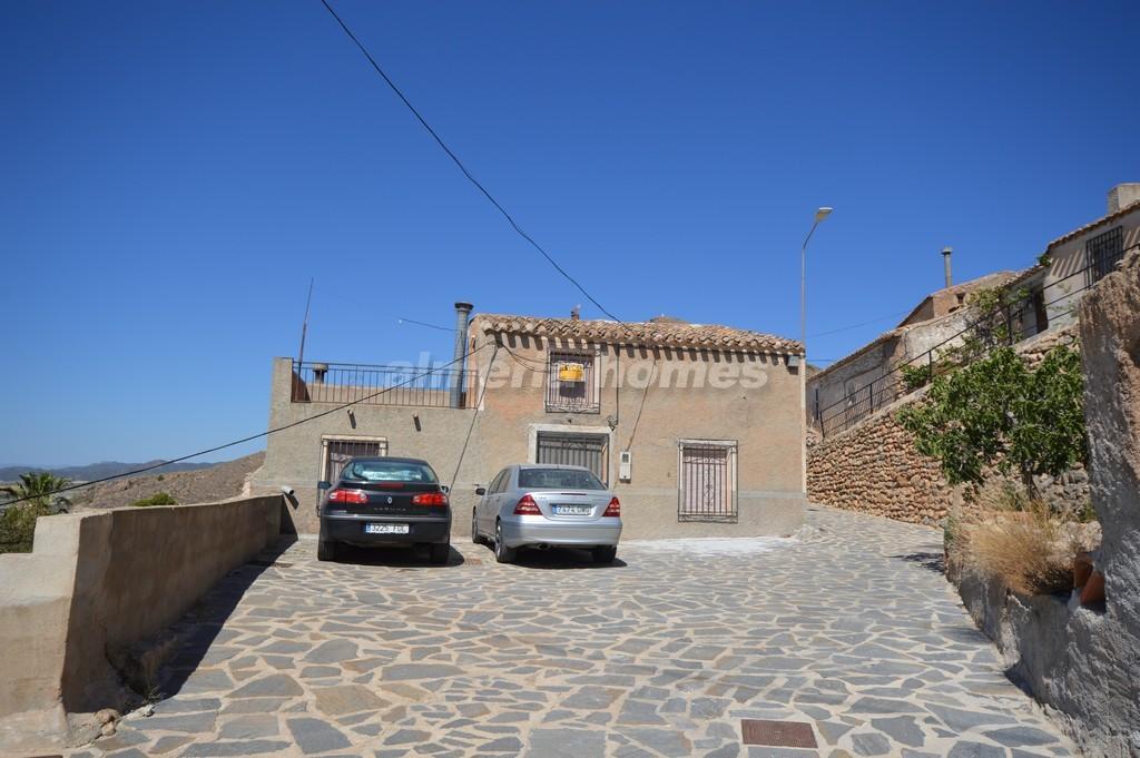 Property Image 634955-oria-townhouses-4-1