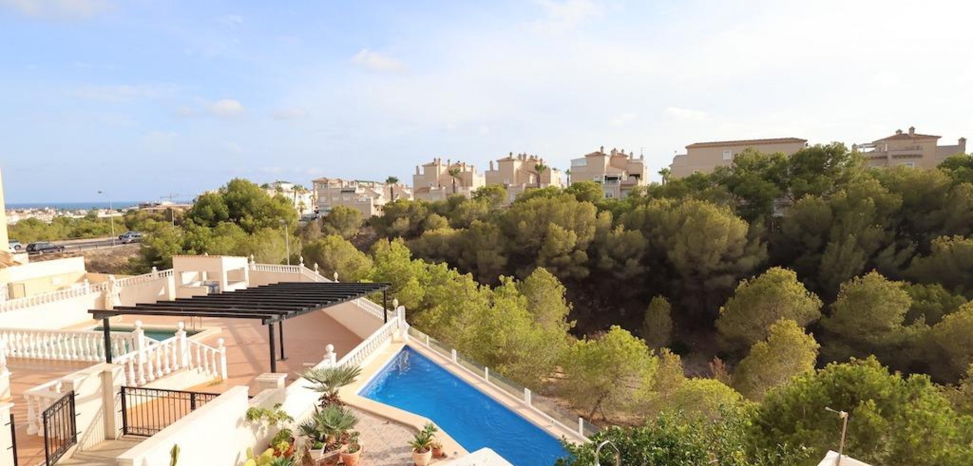 Villa for sale in Alicante 16