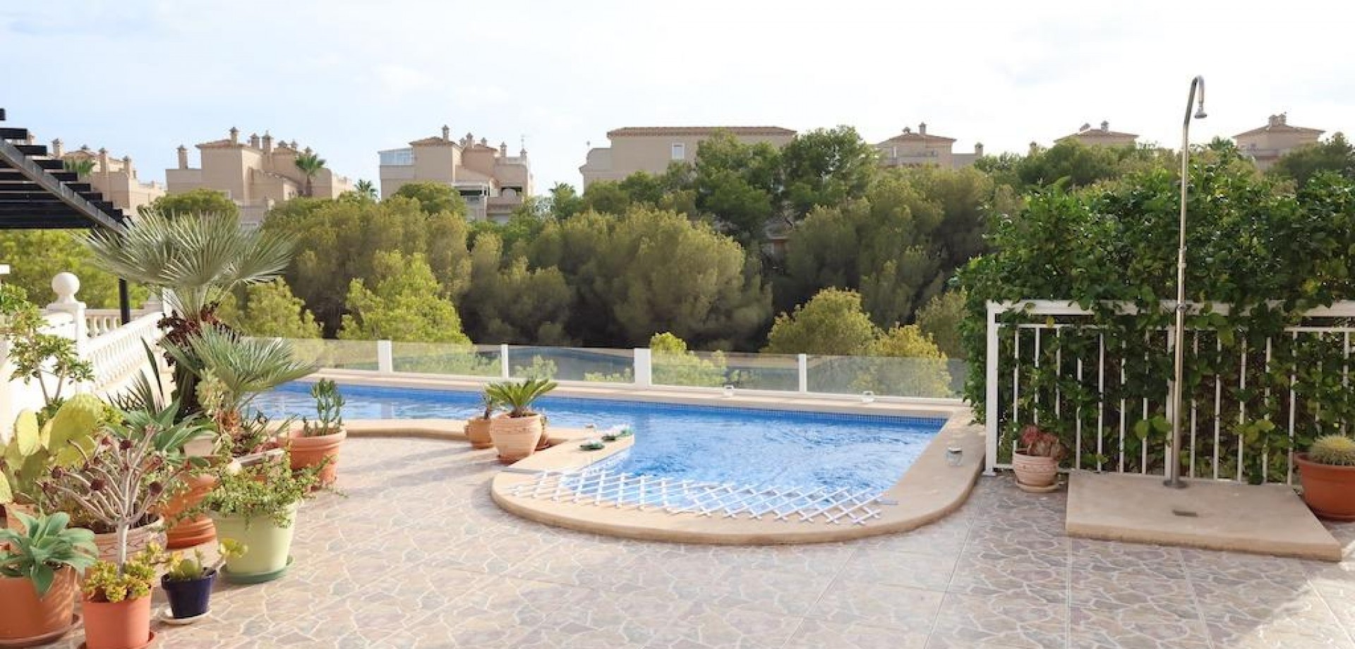 Villa for sale in Alicante 25