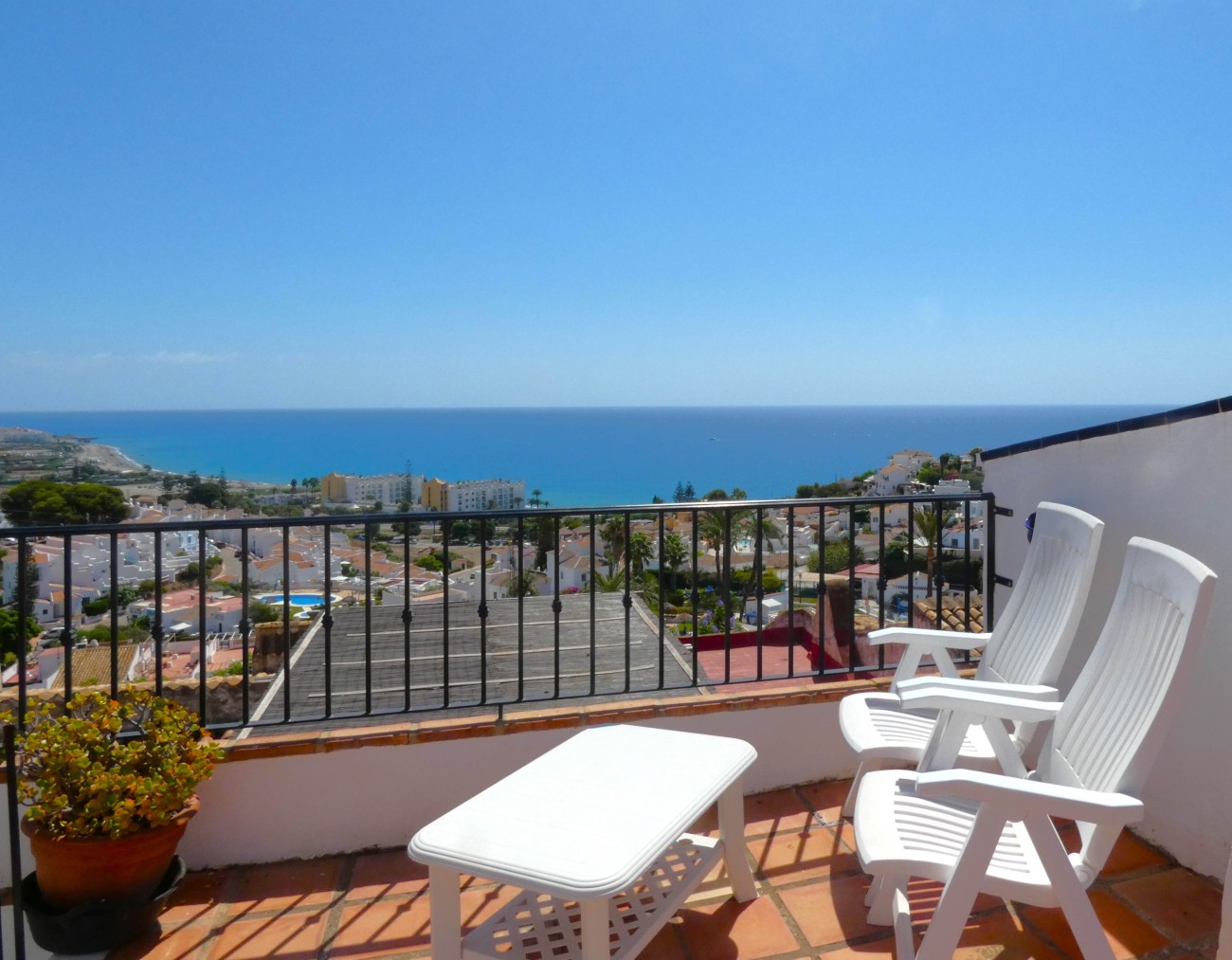 Property Image 634989-nerja-townhouses-3-2