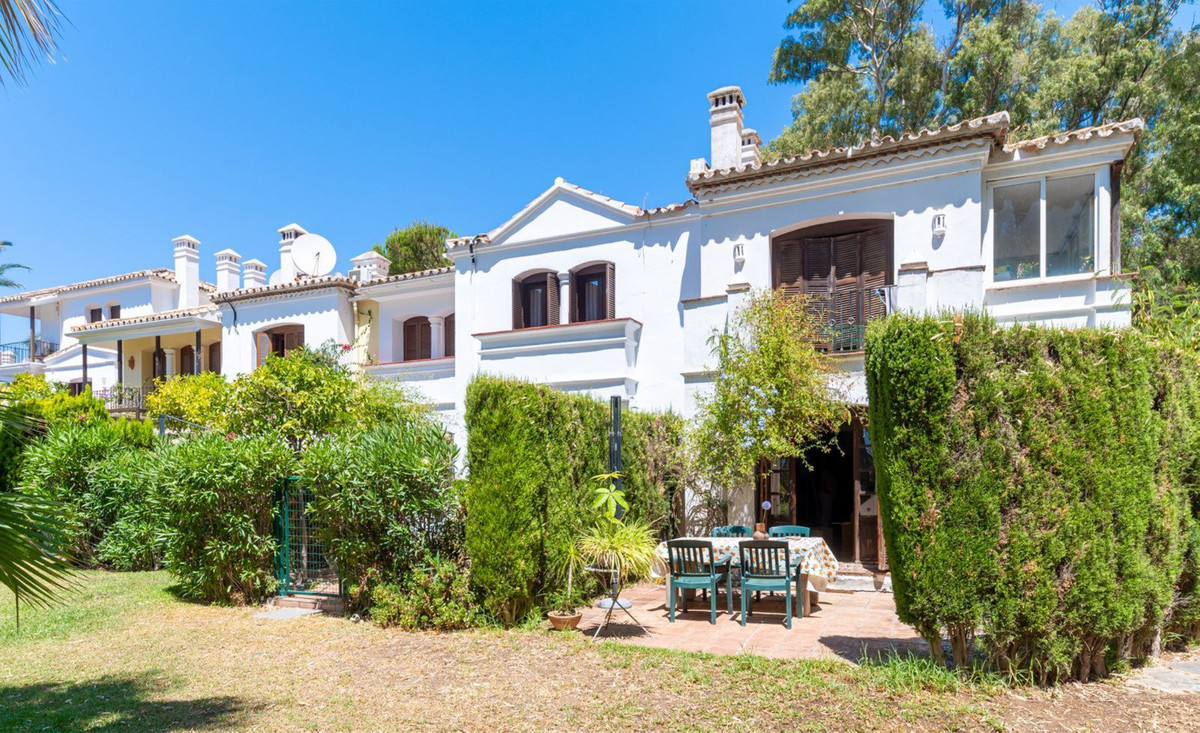 Property Image 635061-malaga-townhouses-2-2