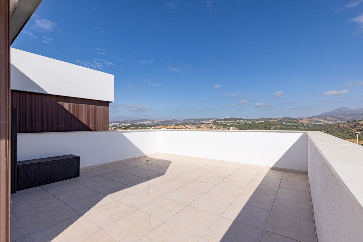 Penthouse for sale in Casares 20