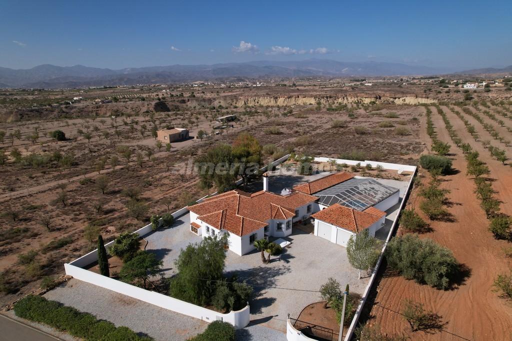 Villa till salu i Almería and surroundings 2