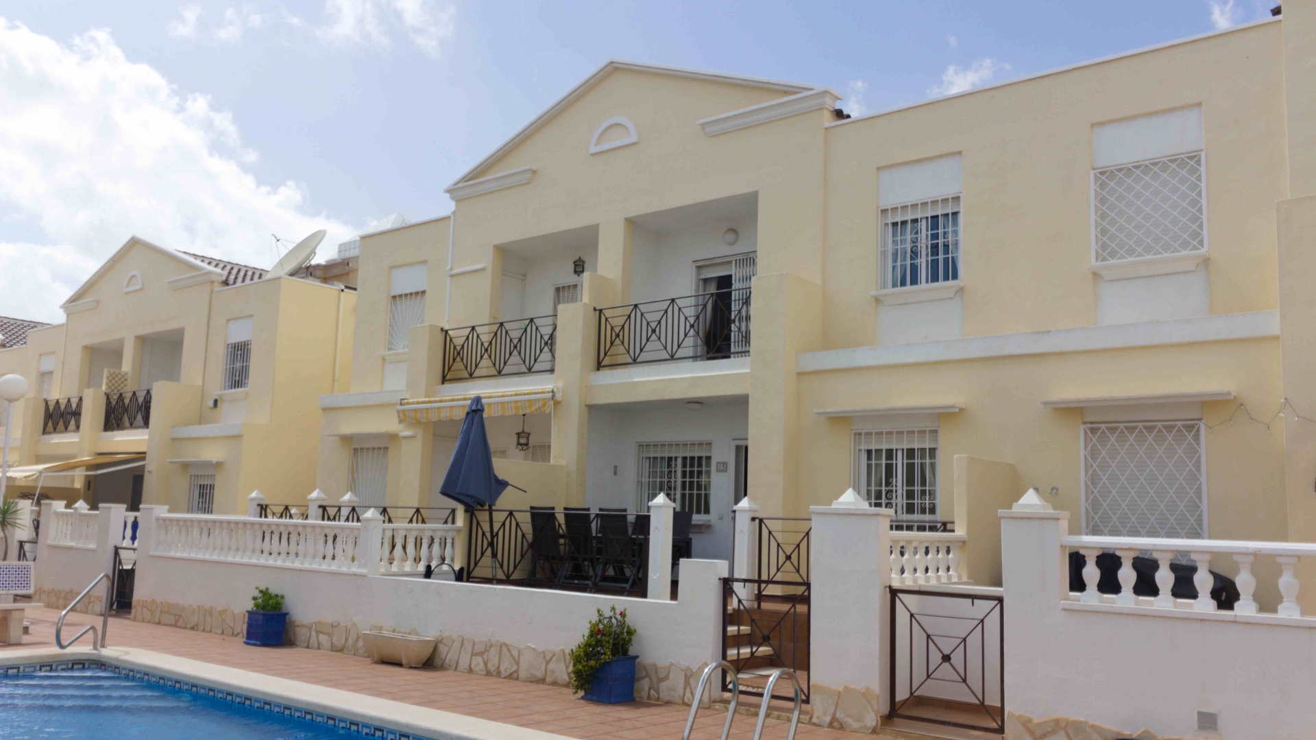 Townhouse na sprzedaż w Alicante 1