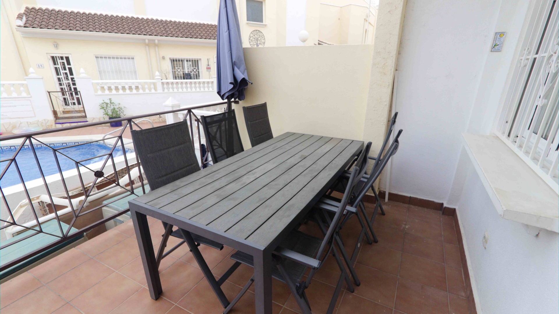 Townhouse te koop in Alicante 12