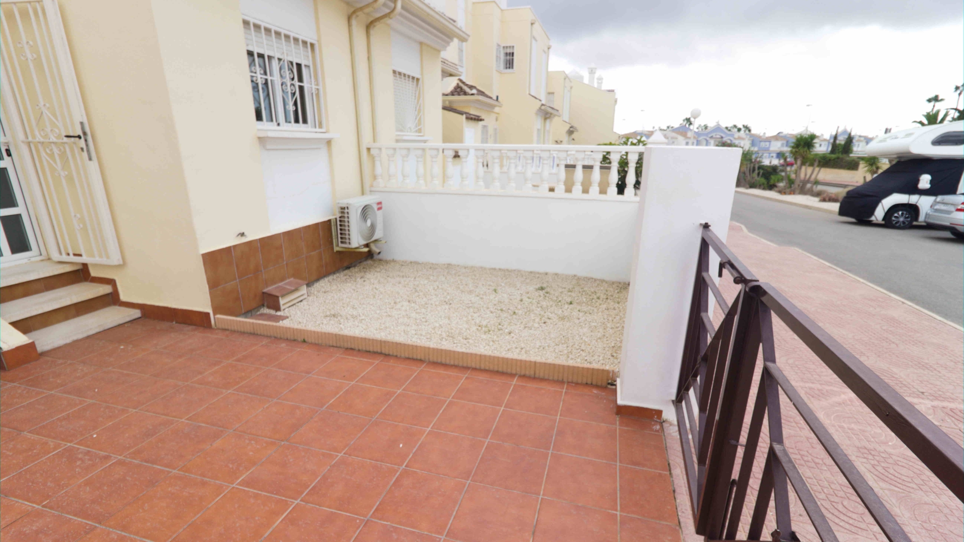 Townhouse na sprzedaż w Alicante 39