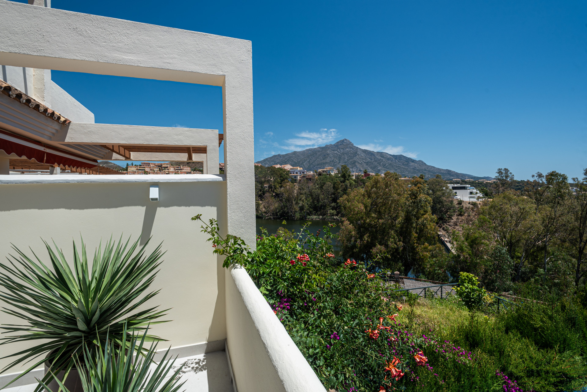 Apartamento en venta en Marbella - Nueva Andalucía 26