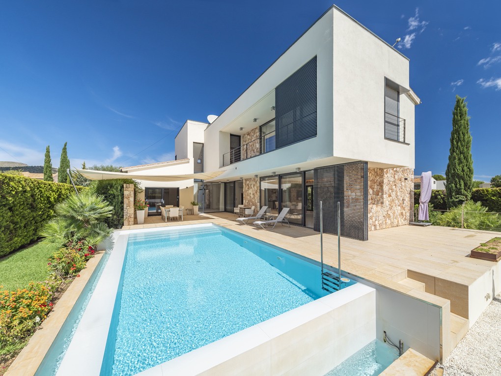 Villa for sale in Mallorca North 19