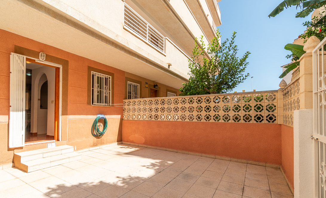 Apartment for sale in Torrevieja and surroundings 17