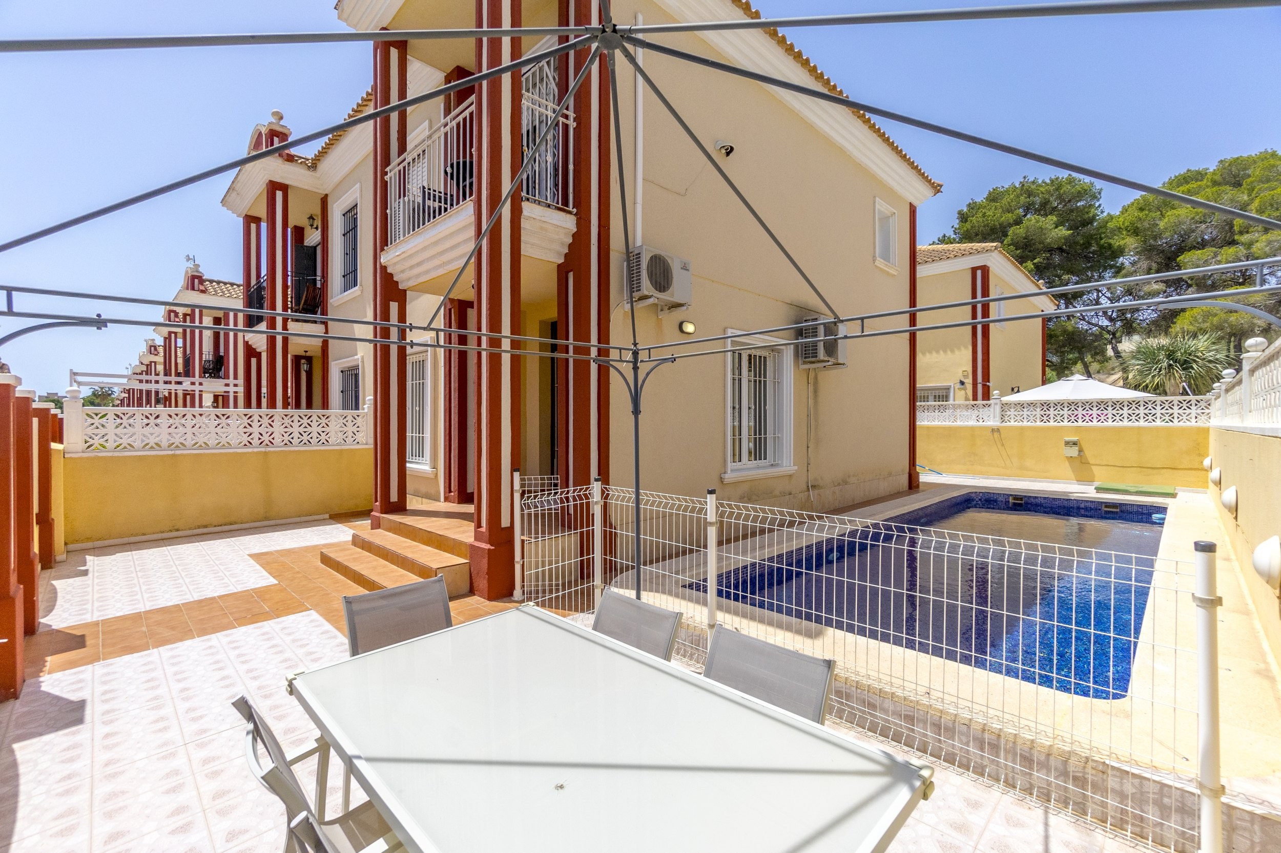 Townhouse na sprzedaż w Alicante 22