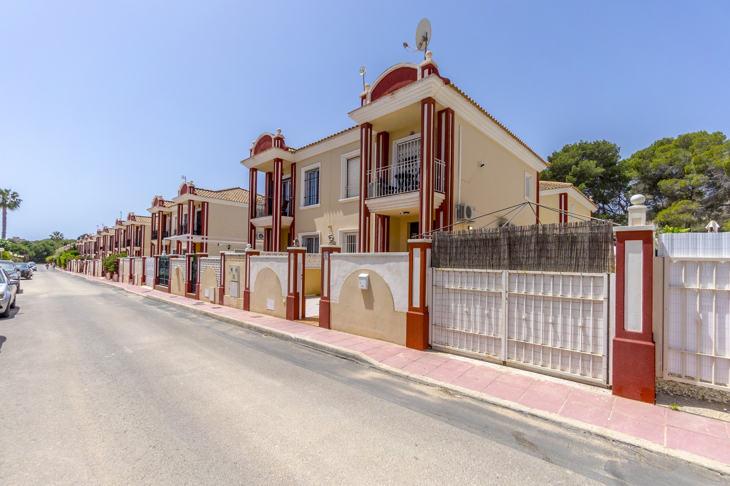 Townhouse na sprzedaż w Alicante 1