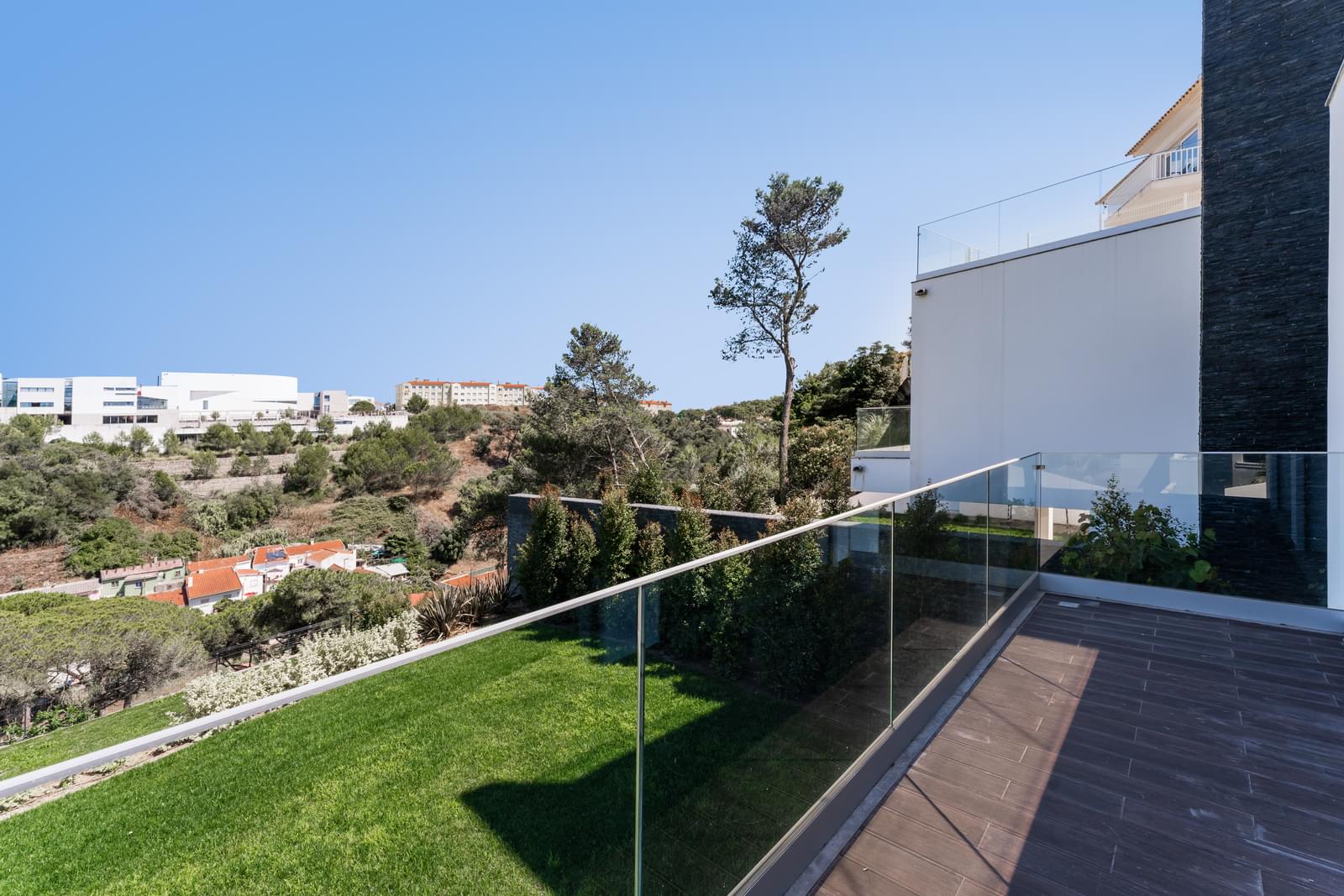 Villa for sale in Lisbon 35