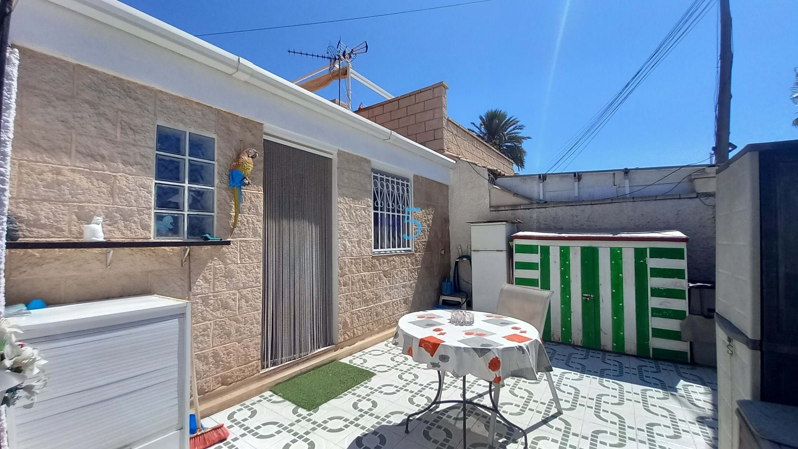 Villa for sale in Torrevieja and surroundings 1