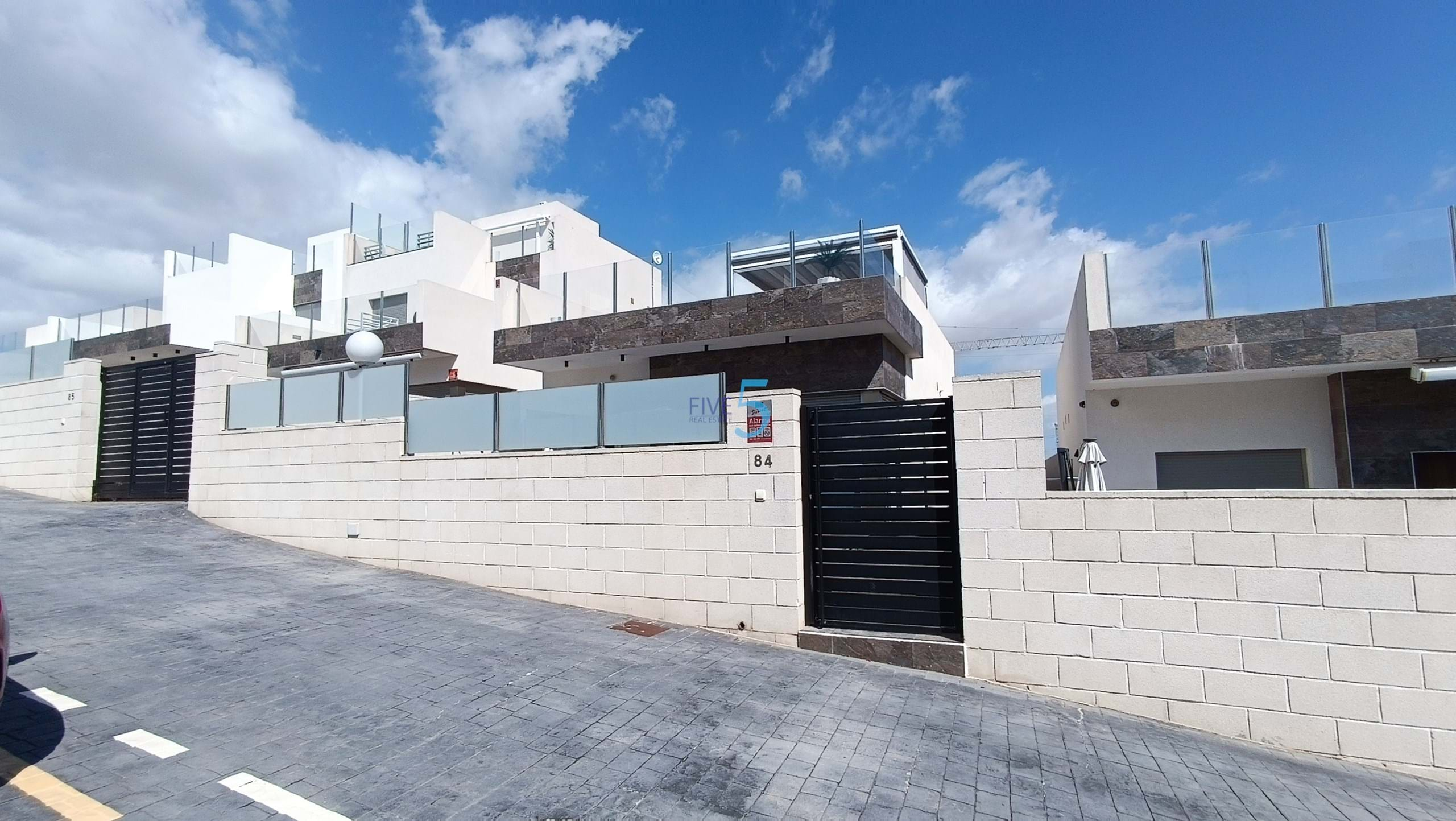 Villa à vendre à Alicante 18