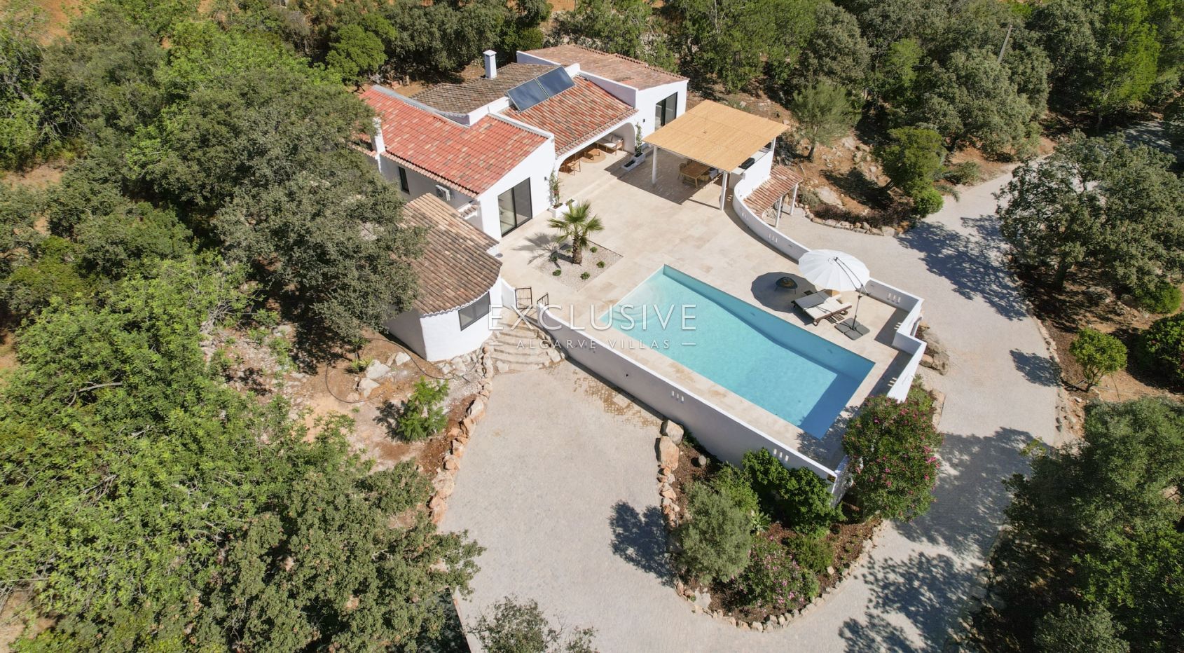 Villa à vendre à Faro 2