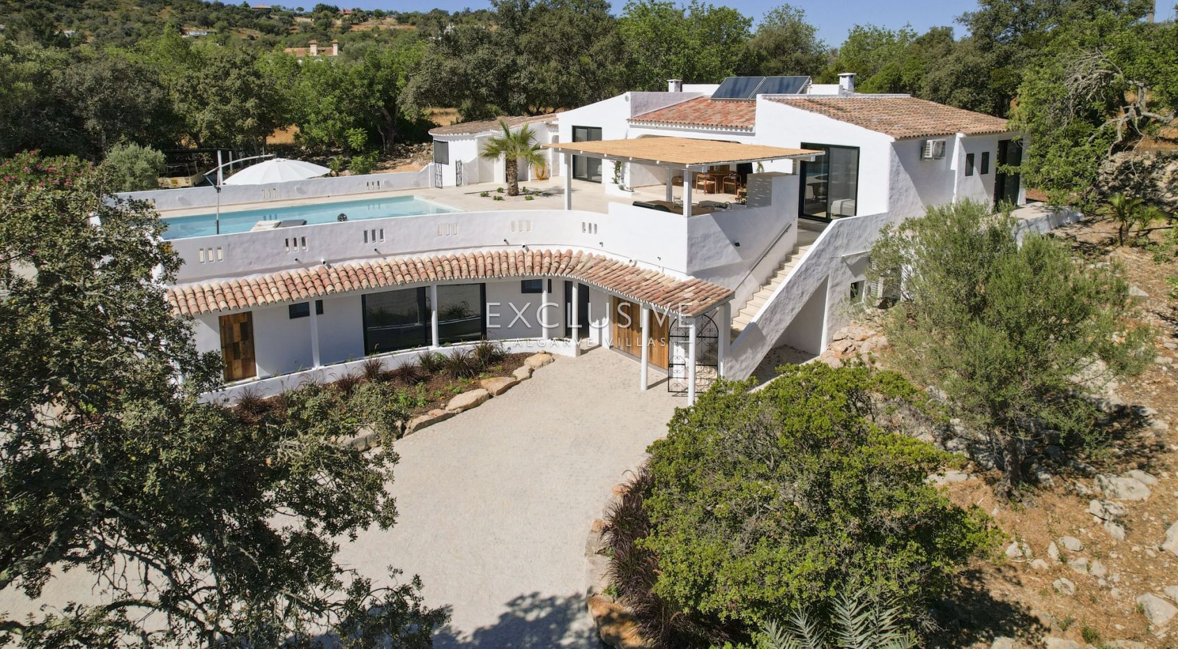 Villa à vendre à Faro 3