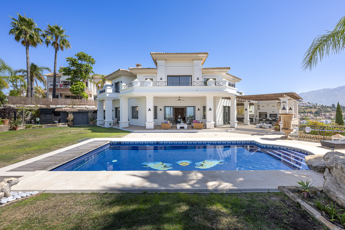 Property Image 635535-artola-villa-4-4